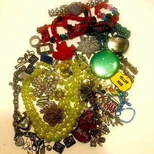 Vintage Rescue Lot of jewelry for crafting or repairs Pearls Rhinestone Fossil